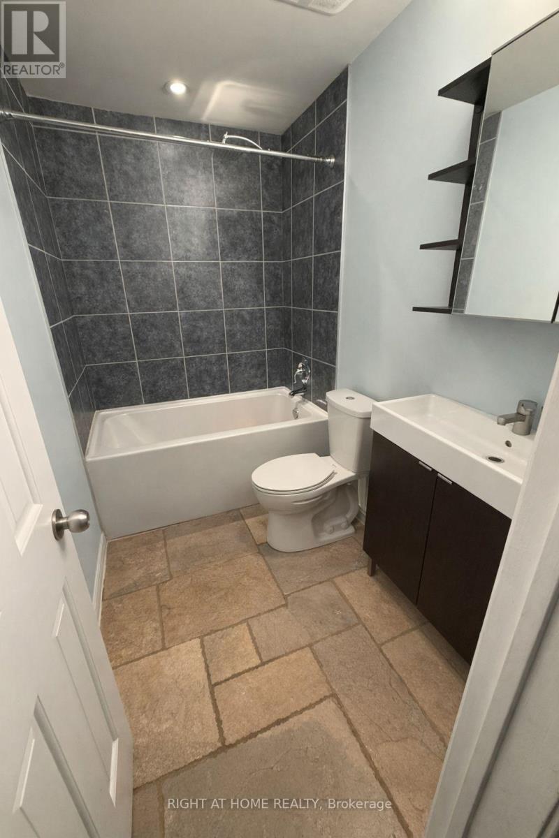 22 - 6 Glade Carse Way, Toronto, Ontario  M2R 3H1 - Photo 14 - C13013582