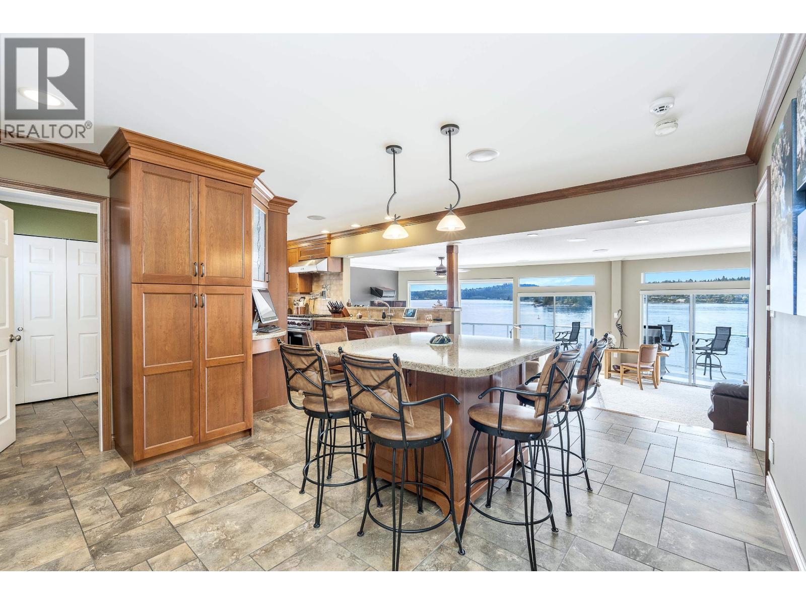 4705 Belcarra Bay Road, Belcarra, British Columbia  V3H 4P6 - Photo 11 - R3116311