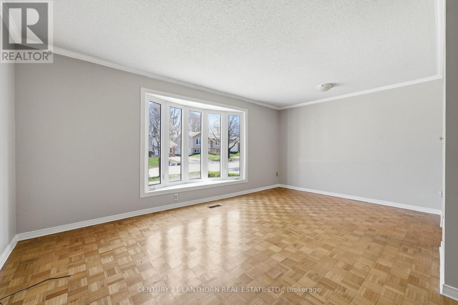 58 Folger Street, Kingston, Ontario  K7K 4Y6 - Photo 2 - X13069506