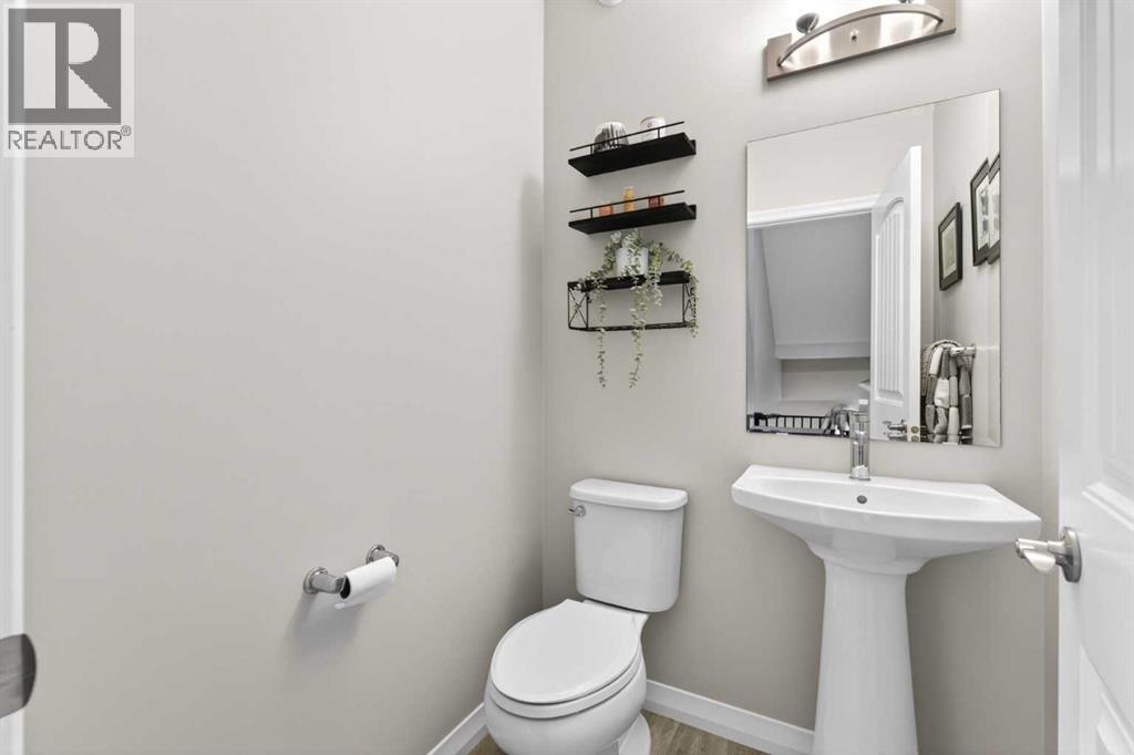 261 Masters Road SE, Calgary, Alberta  T3M 3A1 - Photo 16 - A2297047
