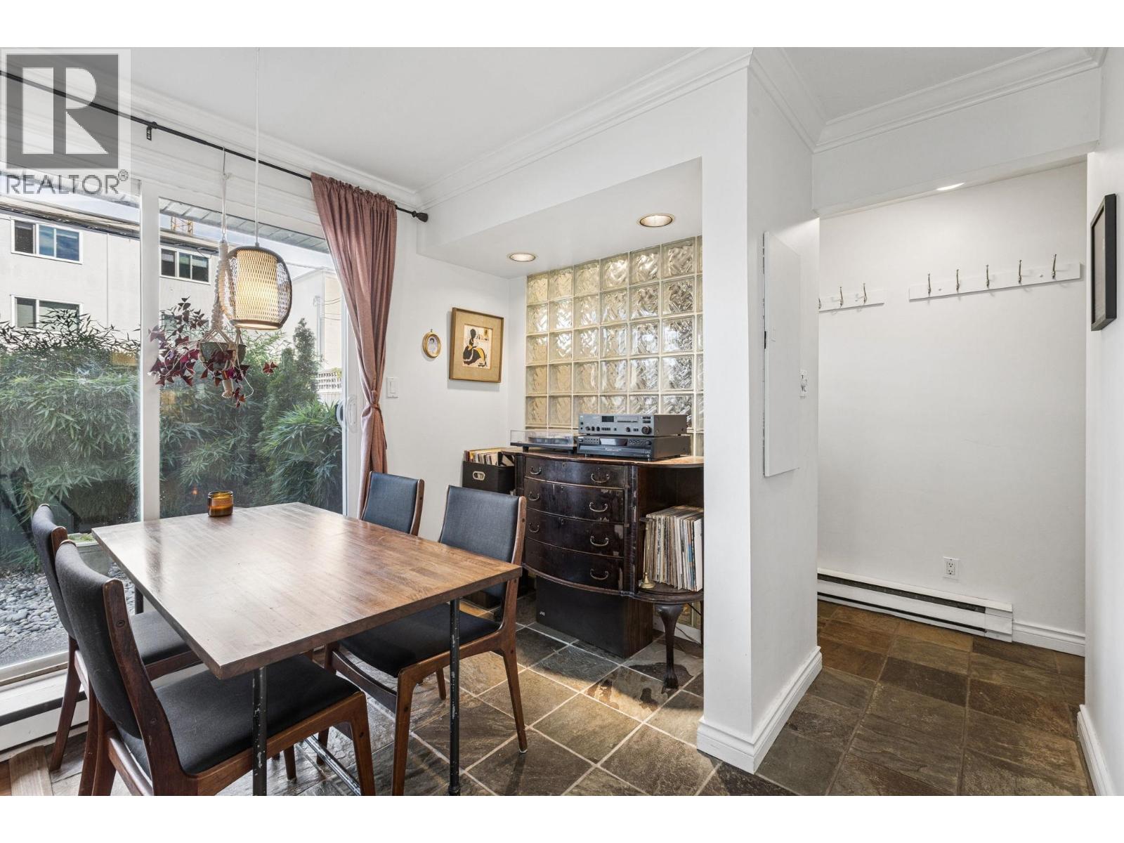 152a W 18th Street, North Vancouver, British Columbia  V7M 1W4 - Photo 15 - R3111234