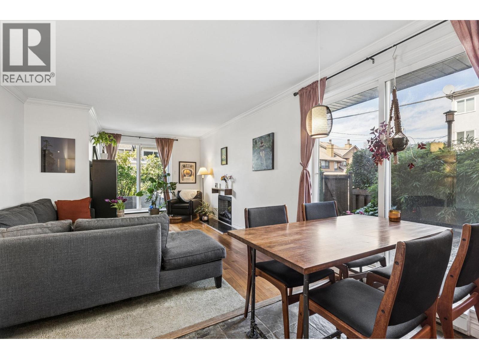 152a W 18th Street, North Vancouver, British Columbia  V7M 1W4 - Photo 13 - R3111234