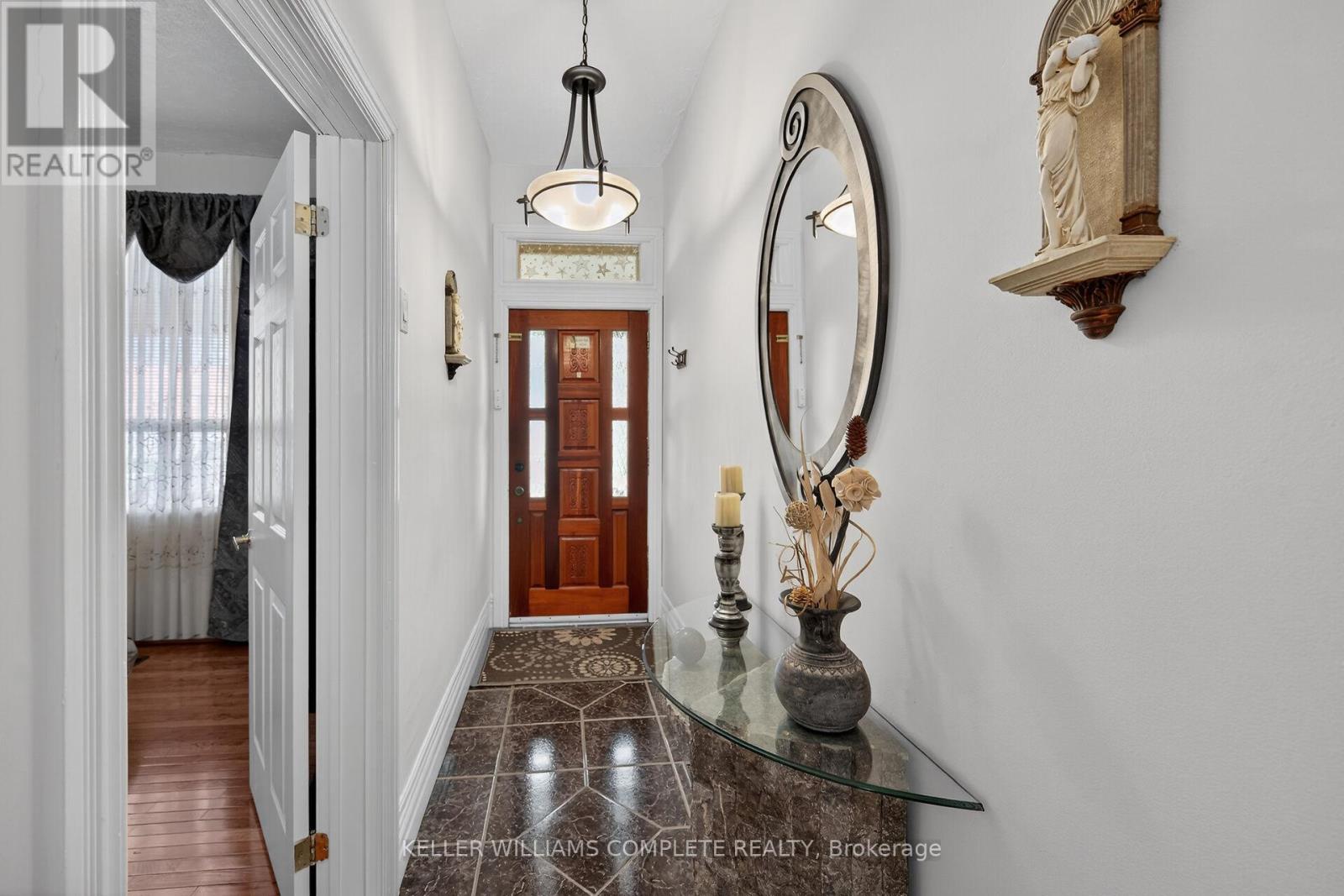 142 Ray Street N, Hamilton, Ontario  L8R 2Y2 - Photo 4 - X13024858