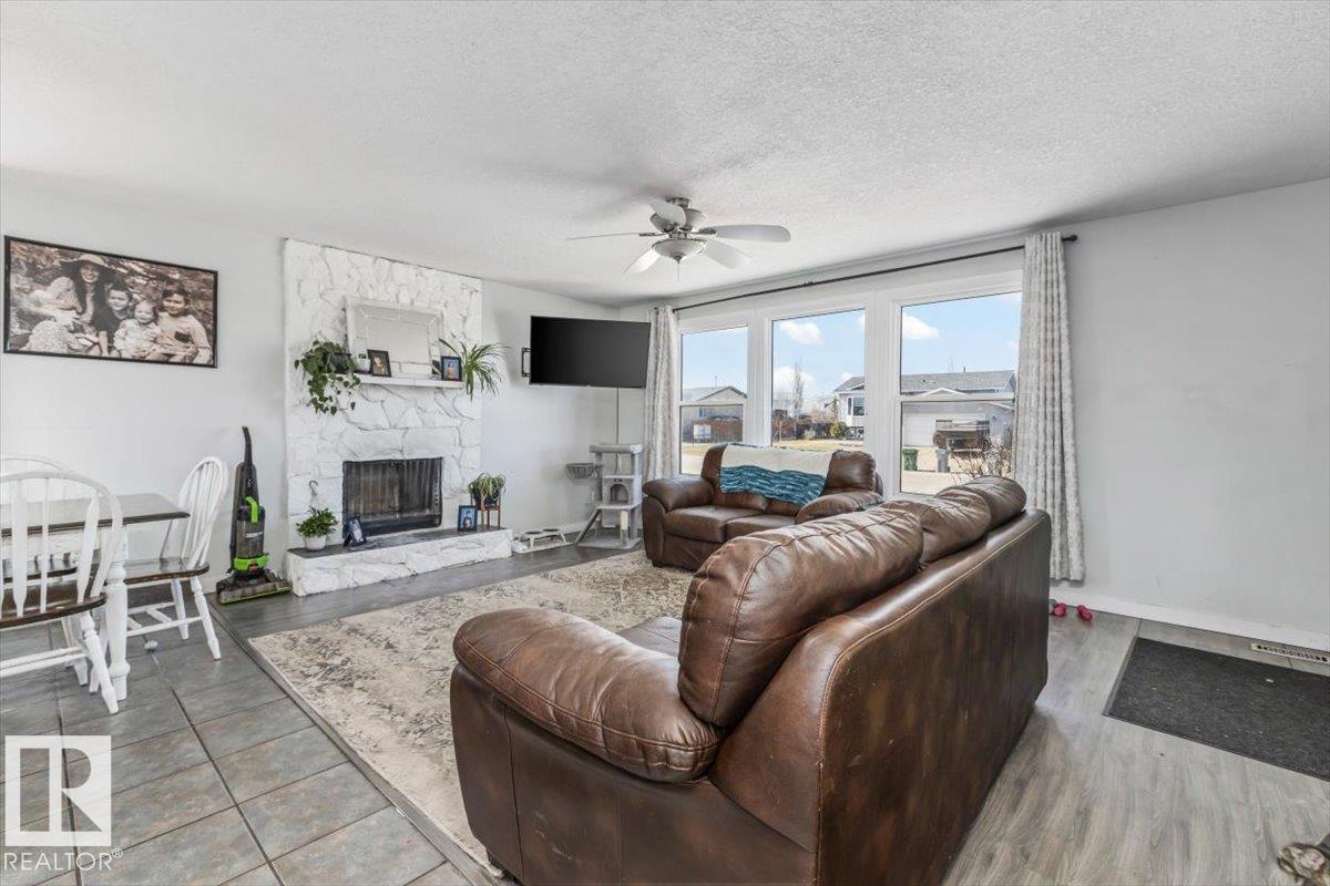 10205 87 St, Morinville, Alberta  T8R 1B8 - Photo 10 - E4485177