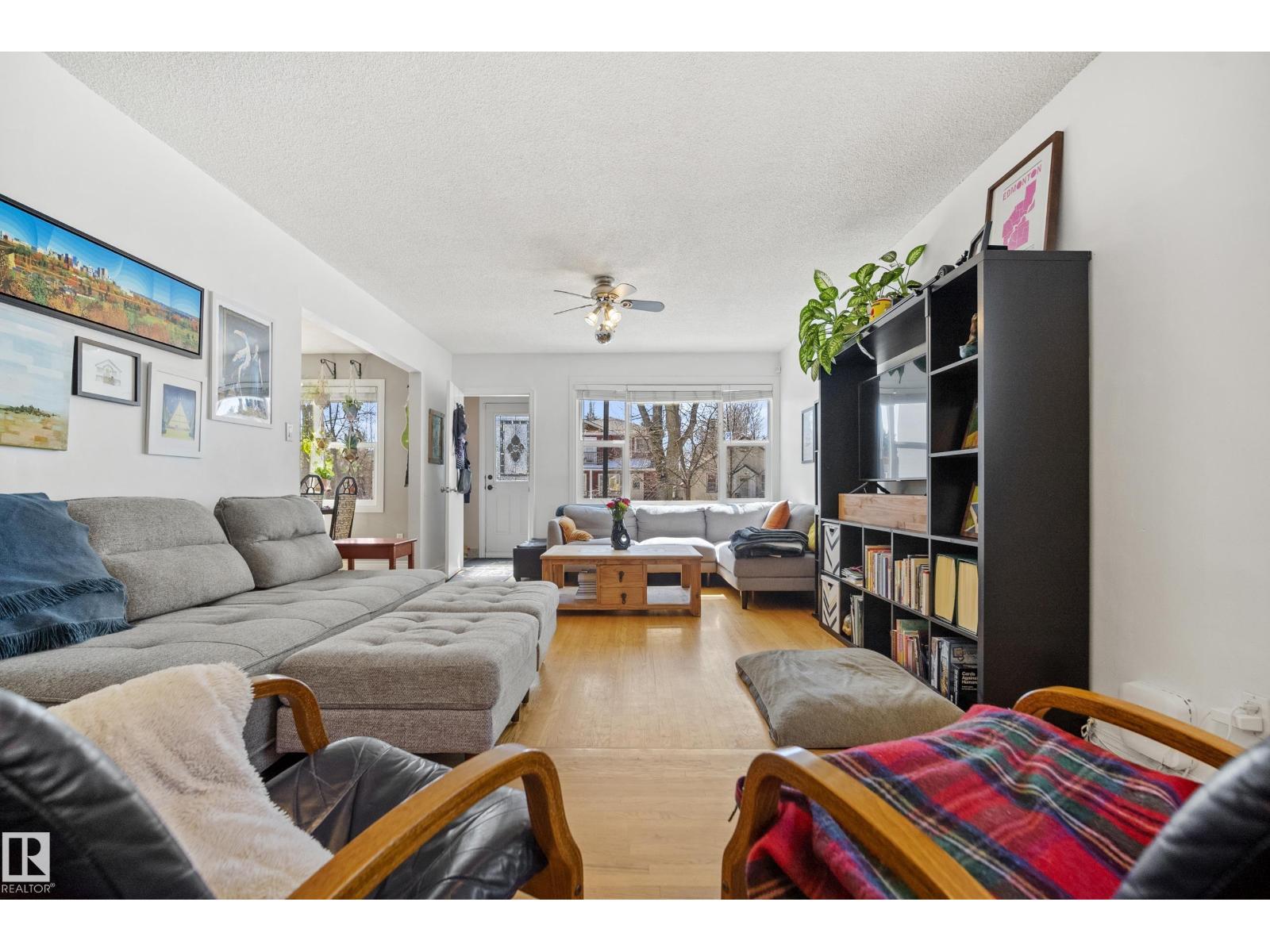 8946 80 Av Nw, Edmonton, Alberta  T6C 0T7 - Photo 5 - E4485182