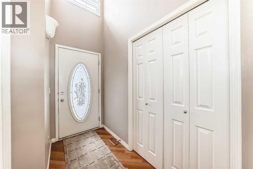 405 Lakeside Greens Place, Chestermere, Alberta  T1X 1C6 - Photo 3 - A2304311