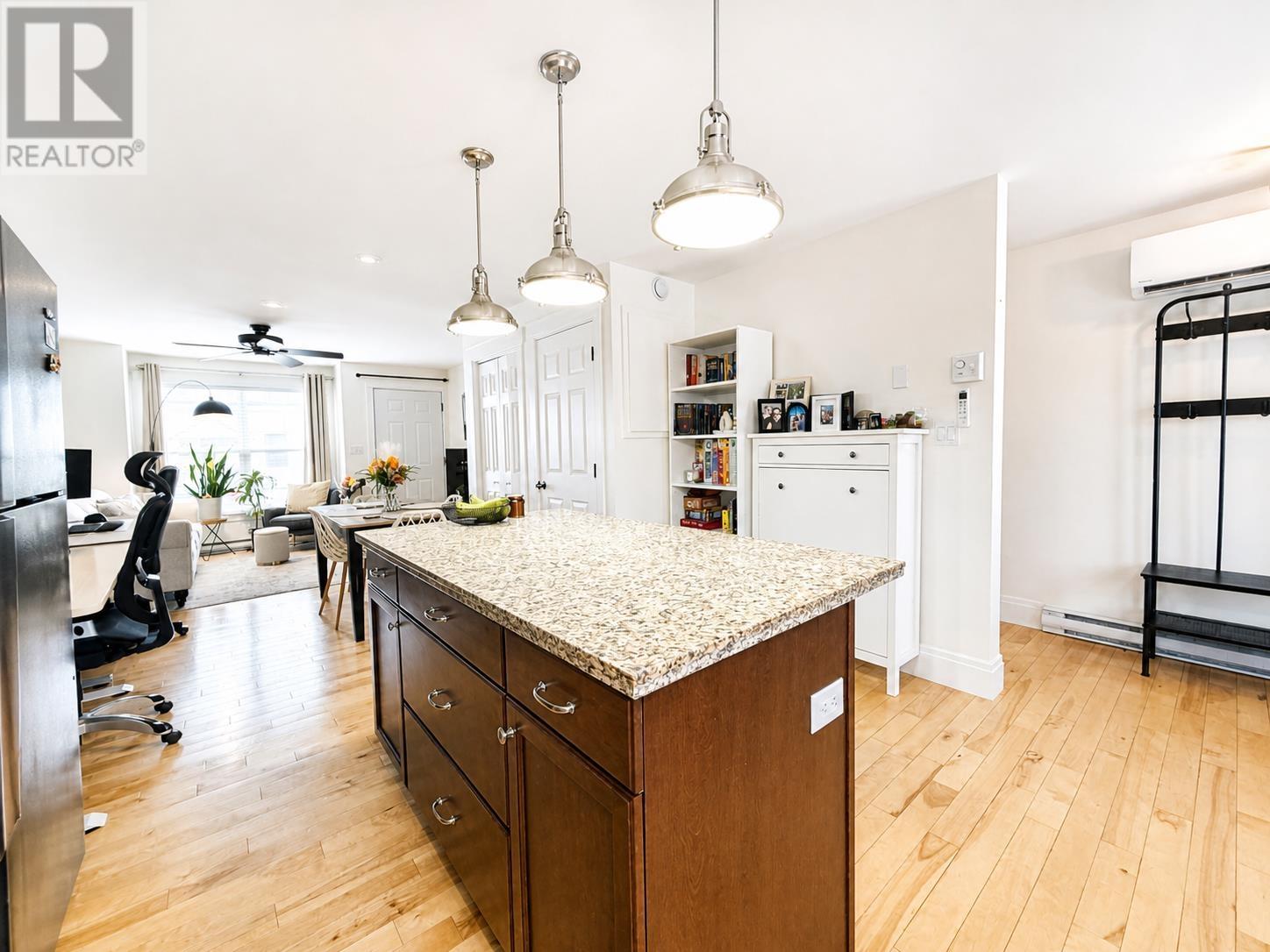 328 A Queen Street, Charlottetown, Prince Edward Island  C1A 4C3 - Photo 8 - 202609358