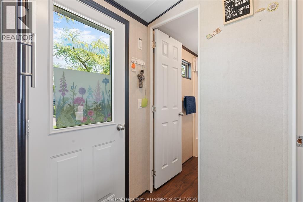 981 County Rd 2 Unit# 500, Lakeshore, Ontario  N0R 1A0 - Photo 3 - 26009809