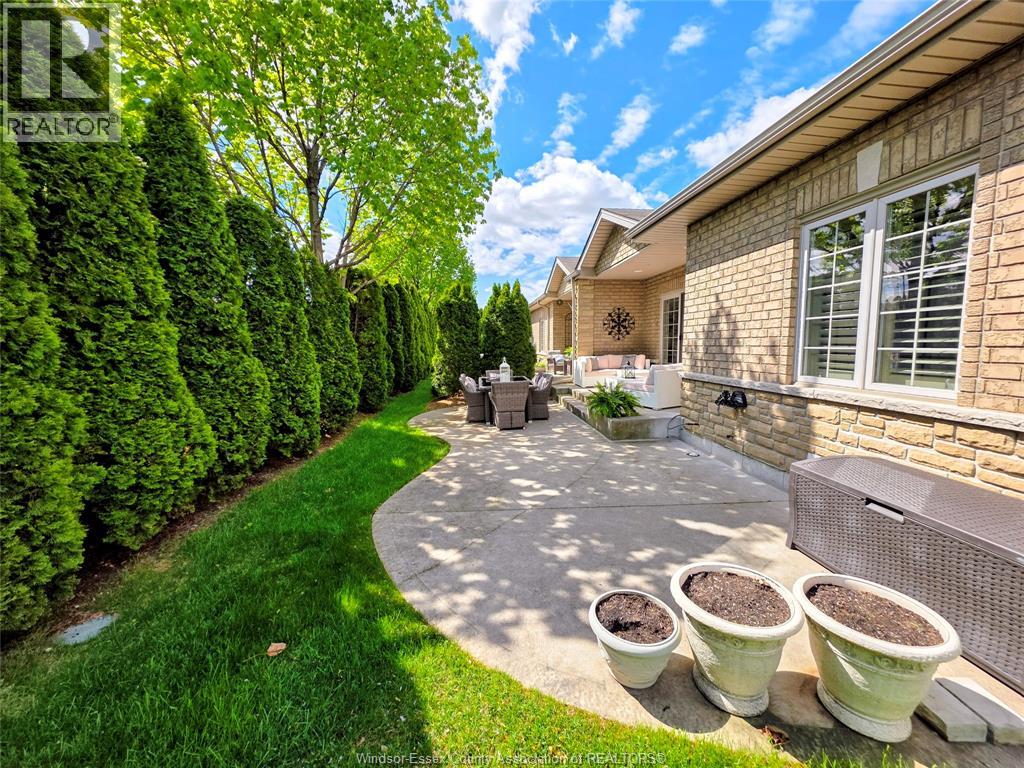 5924 Ballantrae Crescent, Windsor, Ontario  N9J 3Y7 - Photo 33 - 26009807