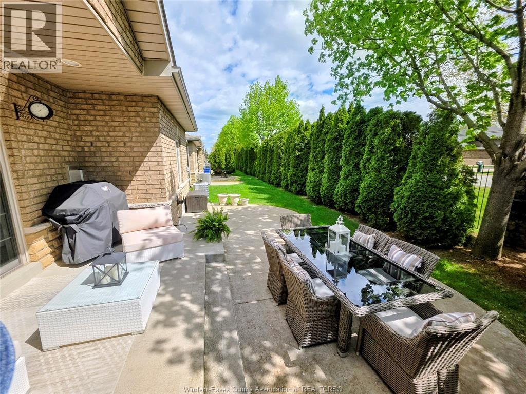 5924 Ballantrae Crescent, Windsor, Ontario  N9J 3Y7 - Photo 35 - 26009807