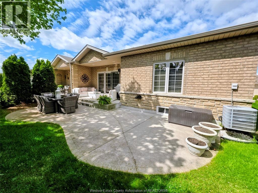 5924 Ballantrae Crescent, Windsor, Ontario  N9J 3Y7 - Photo 36 - 26009807