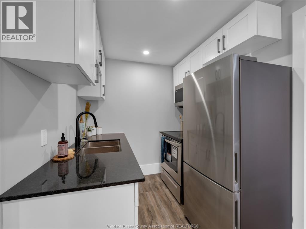 1766 University Avenue Unit# 9, Windsor, Ontario  N9B 1C4 - Photo 6 - 26009800