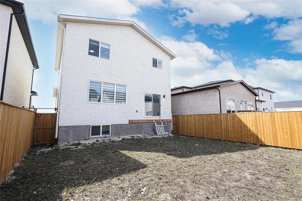 16 Cheema Drive, Winnipeg, Manitoba  R3C 2E6 - Photo 34 - 202608950