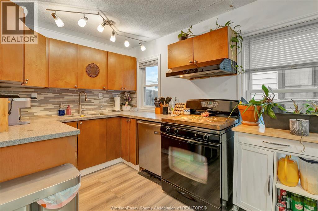 1260 Oak, Windsor, Ontario  N8X 2B1 - Photo 13 - 26009790