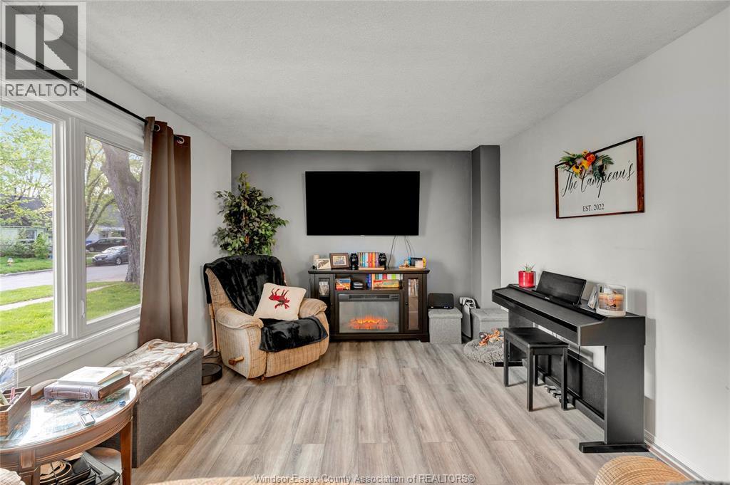 1260 Oak, Windsor, Ontario  N8X 2B1 - Photo 4 - 26009790