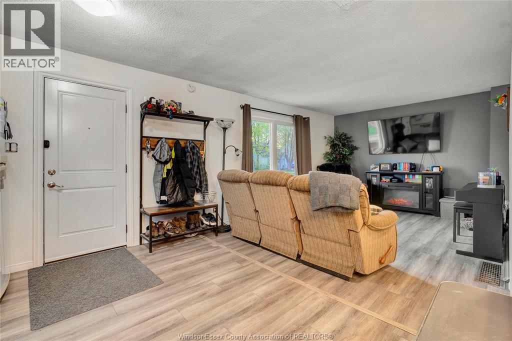 1260 Oak, Windsor, Ontario  N8X 2B1 - Photo 8 - 26009790