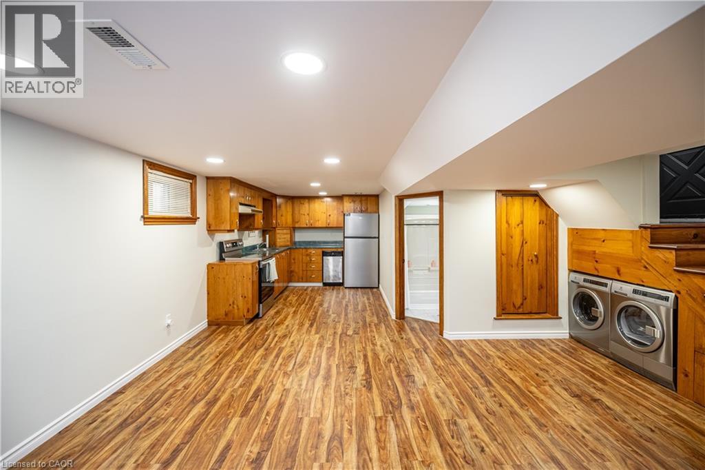 266 Graham Avenue S, Hamilton, Ontario  L8K 2M6 - Photo 15 - 40825282
