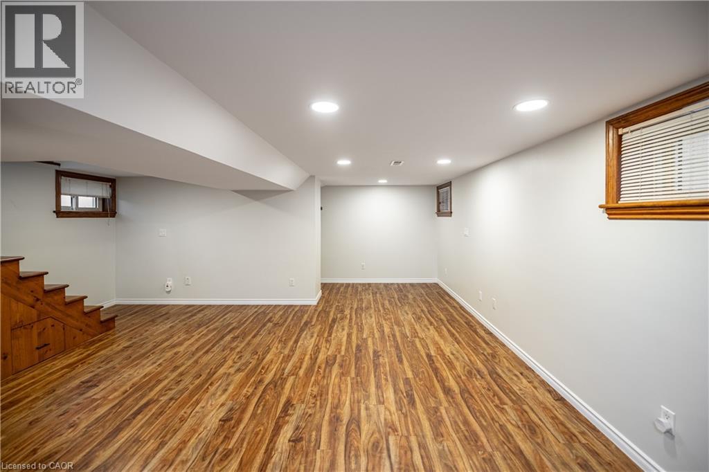 266 Graham Avenue S, Hamilton, Ontario  L8K 2M6 - Photo 17 - 40825282