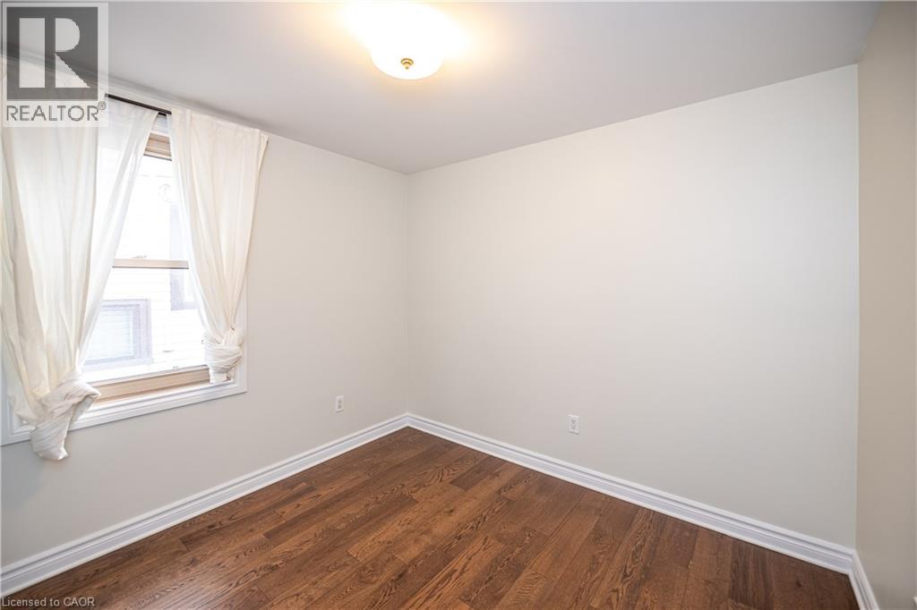 266 Graham Avenue S, Hamilton, Ontario  L8K 2M6 - Photo 23 - 40825282