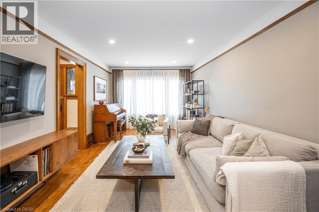 266 Graham Avenue S, Hamilton, Ontario  L8K 2M6 - Photo 4 - 40825282