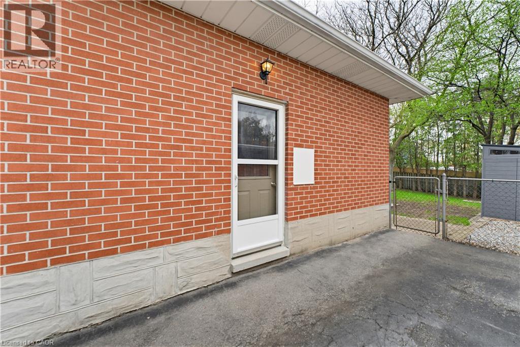 24 Hillmount Street, Kitchener, Ontario  N2C 2C6 - Photo 25 - 40822965