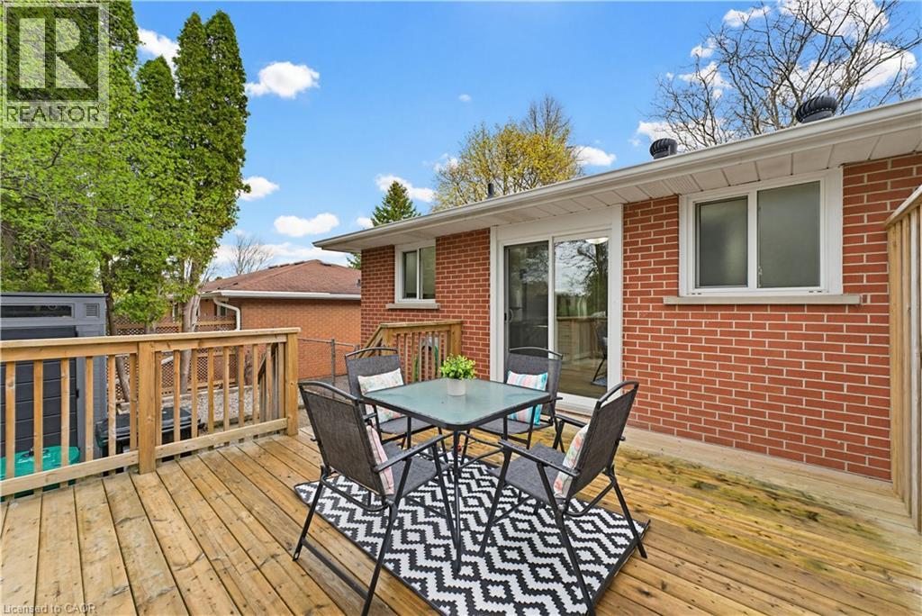24 Hillmount Street, Kitchener, Ontario  N2C 2C6 - Photo 27 - 40822965