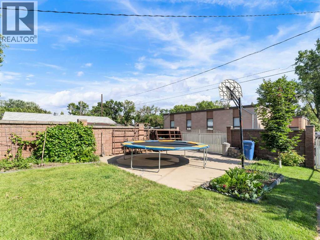 1119 Bullivant Crescent Sw, Medicine Hat, Alberta  T1A 5G8 - Photo 41 - A2300716