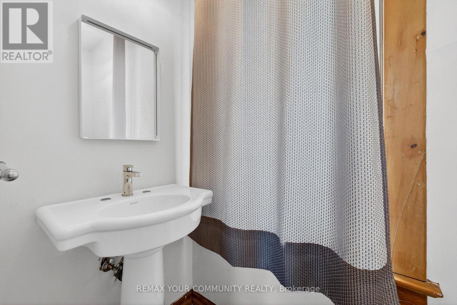 66 Wallace Street, Vaughan, Ontario  L4L 2P4 - Photo 12 - N13022522