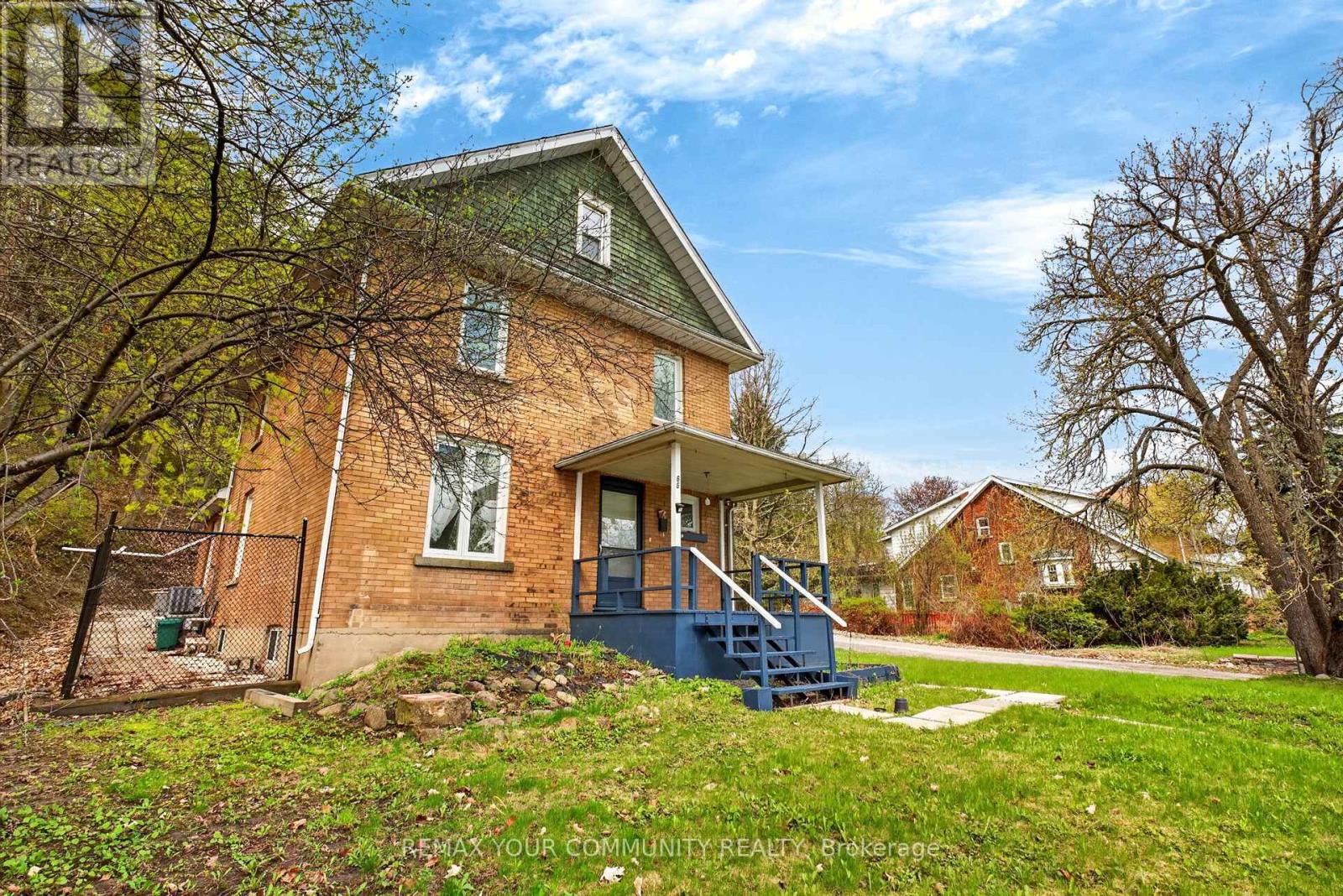 66 Wallace Street, Vaughan, Ontario  L4L 2P4 - Photo 2 - N13022522