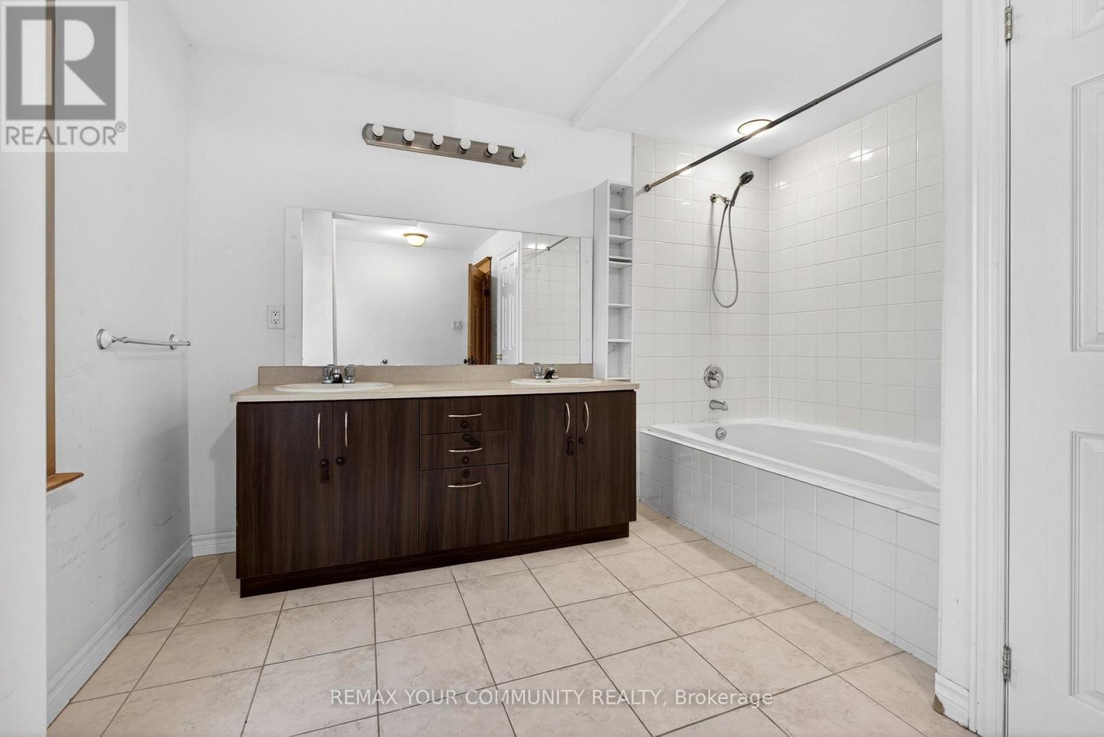 66 Wallace Street, Vaughan, Ontario  L4L 2P4 - Photo 14 - N13022522