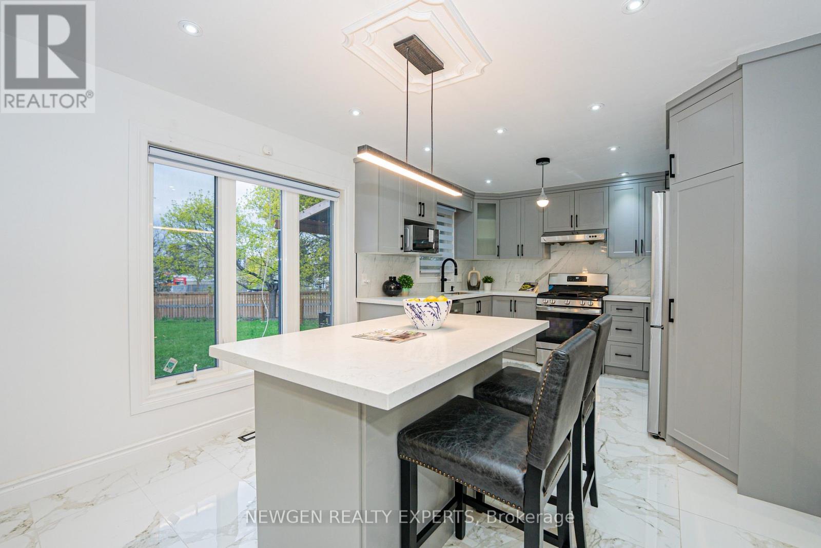 2147 Fifth Line W, Mississauga, Ontario  L5K 2K3 - Photo 13 - W13061194