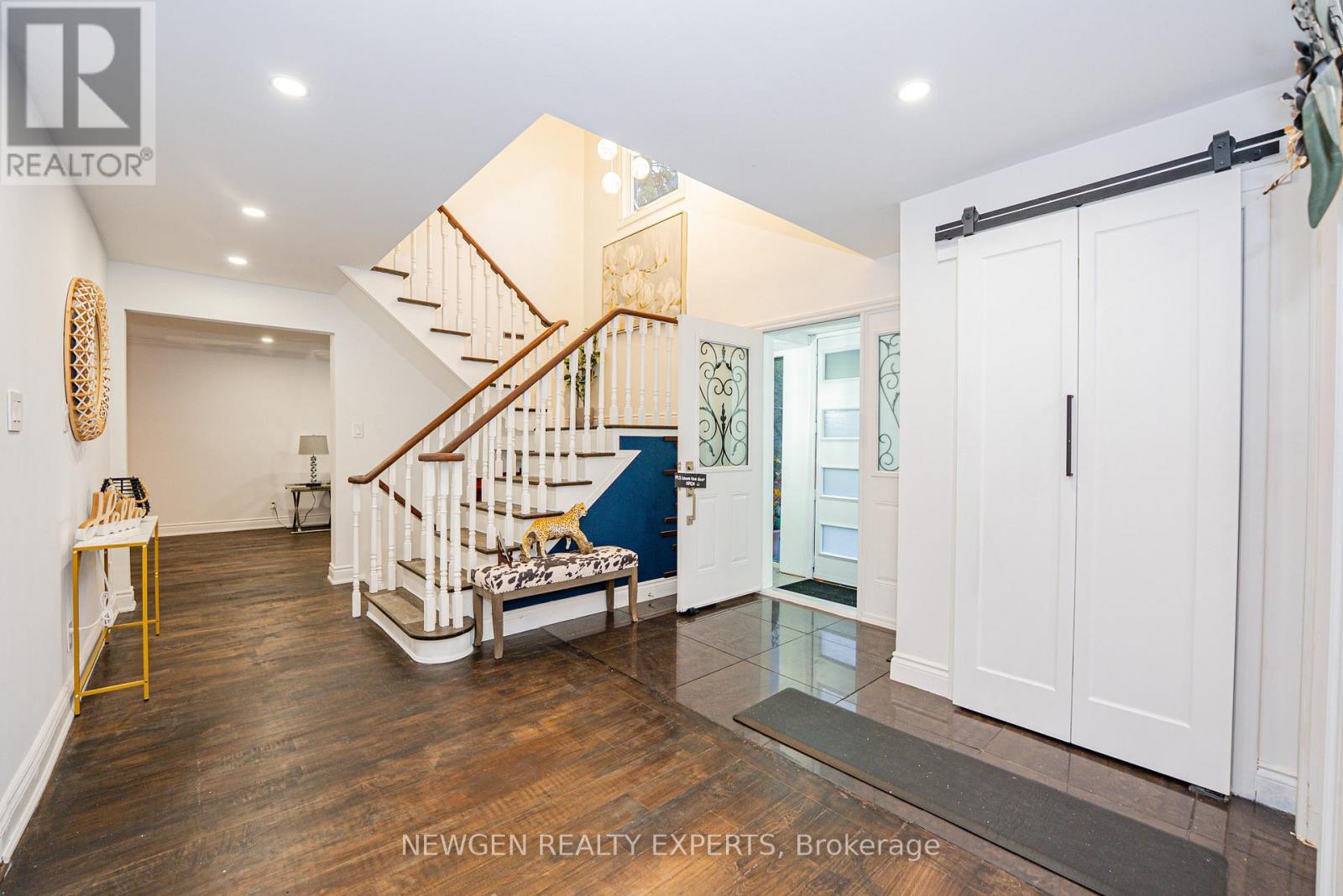 2147 Fifth Line W, Mississauga, Ontario  L5K 2K3 - Photo 8 - W13061194