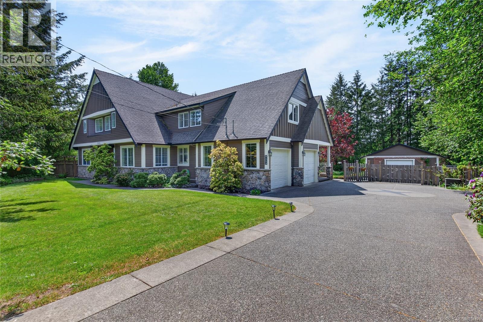 5113 Frederick Pl, Courtenay, British Columbia
