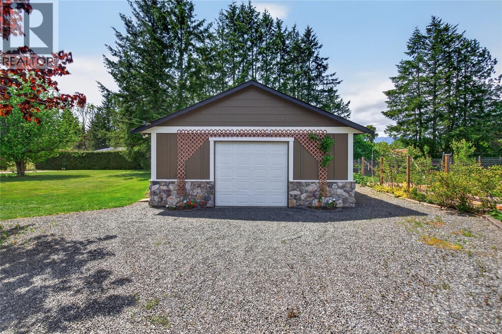5113 Frederick Pl, Courtenay, British Columbia  V9J 1S6 - Photo 86 - 1034179