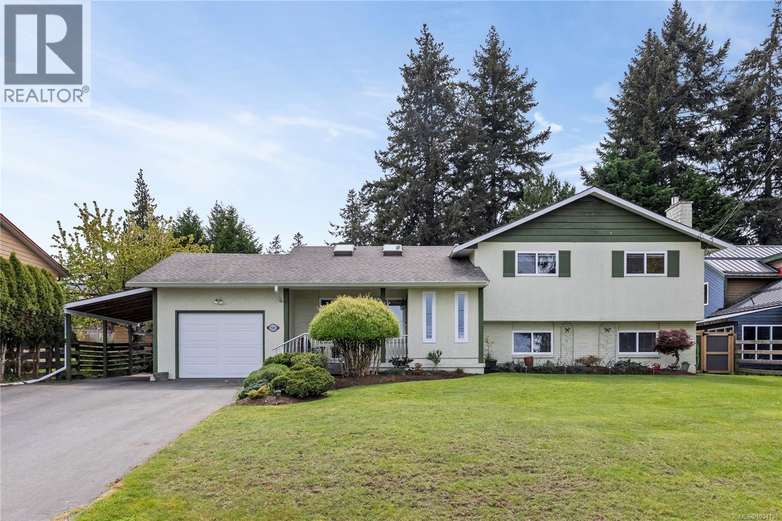 5545 Hiquebran Rd, Nanaimo, British Columbia