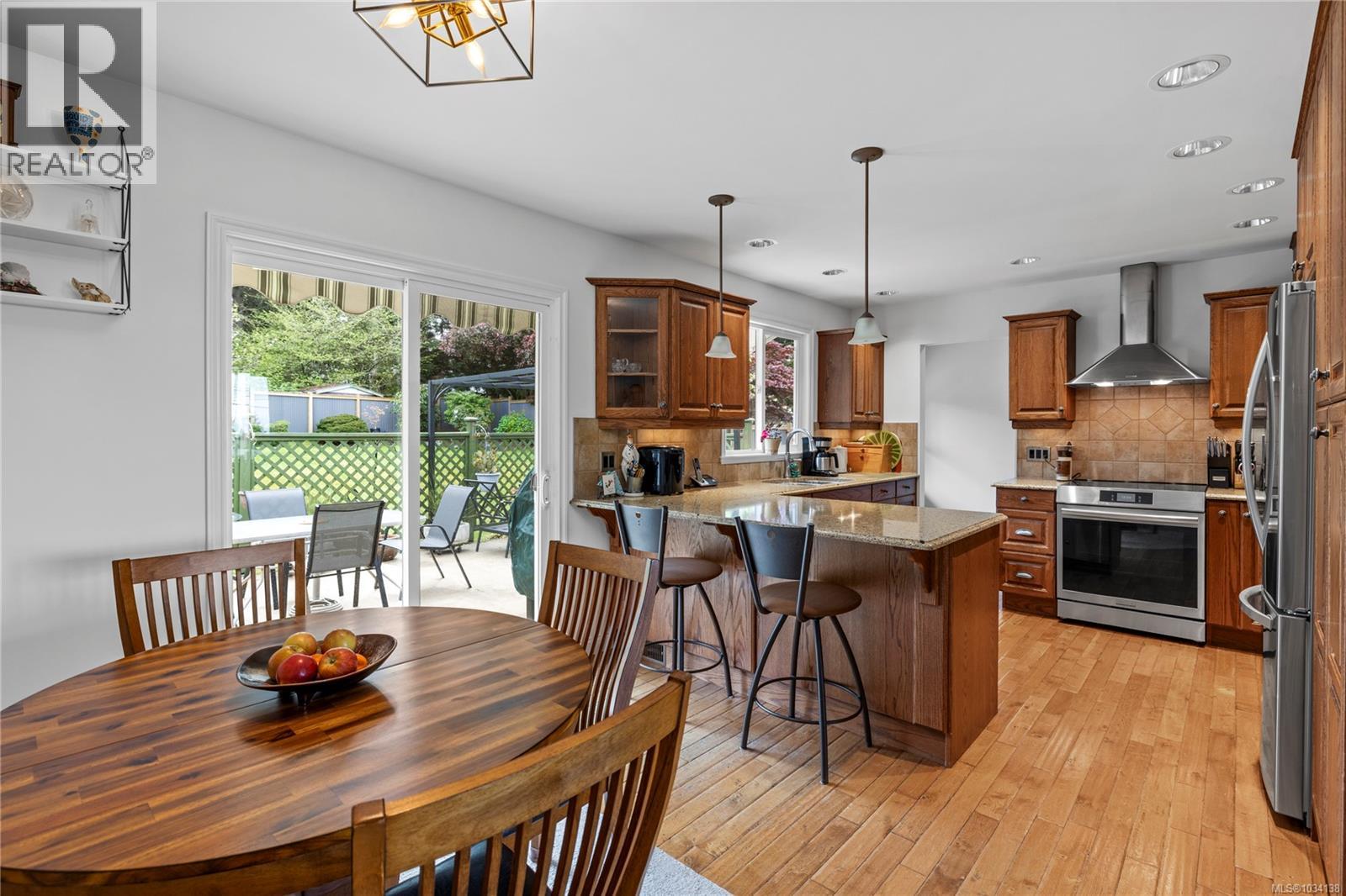 5545 Hiquebran Rd, Nanaimo, British Columbia  V9T 5G5 - Photo 11 - 1034138