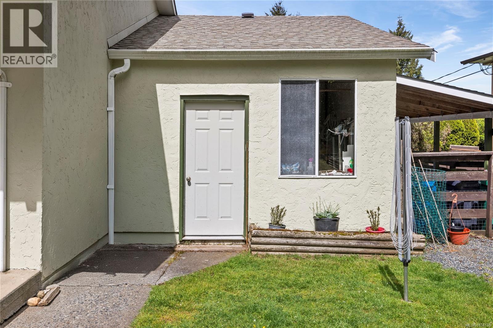 5545 Hiquebran Rd, Nanaimo, British Columbia  V9T 5G5 - Photo 49 - 1034138
