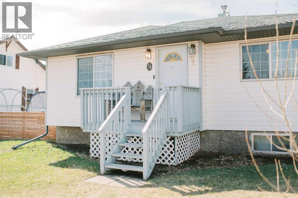 53 2nd Avenue S, Big Valley, Alberta  T0J 0G0 - Photo 3 - A2306326