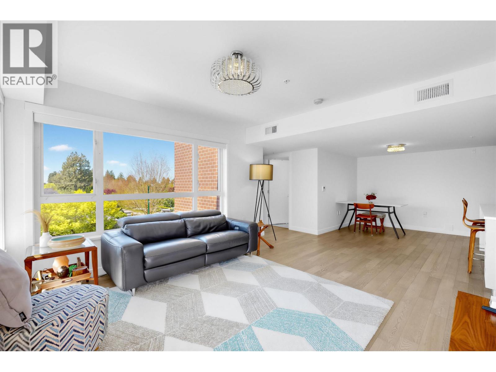 304 7828 Granville Street, Vancouver, British Columbia  V6P 4Z2 - Photo 9 - R3115901
