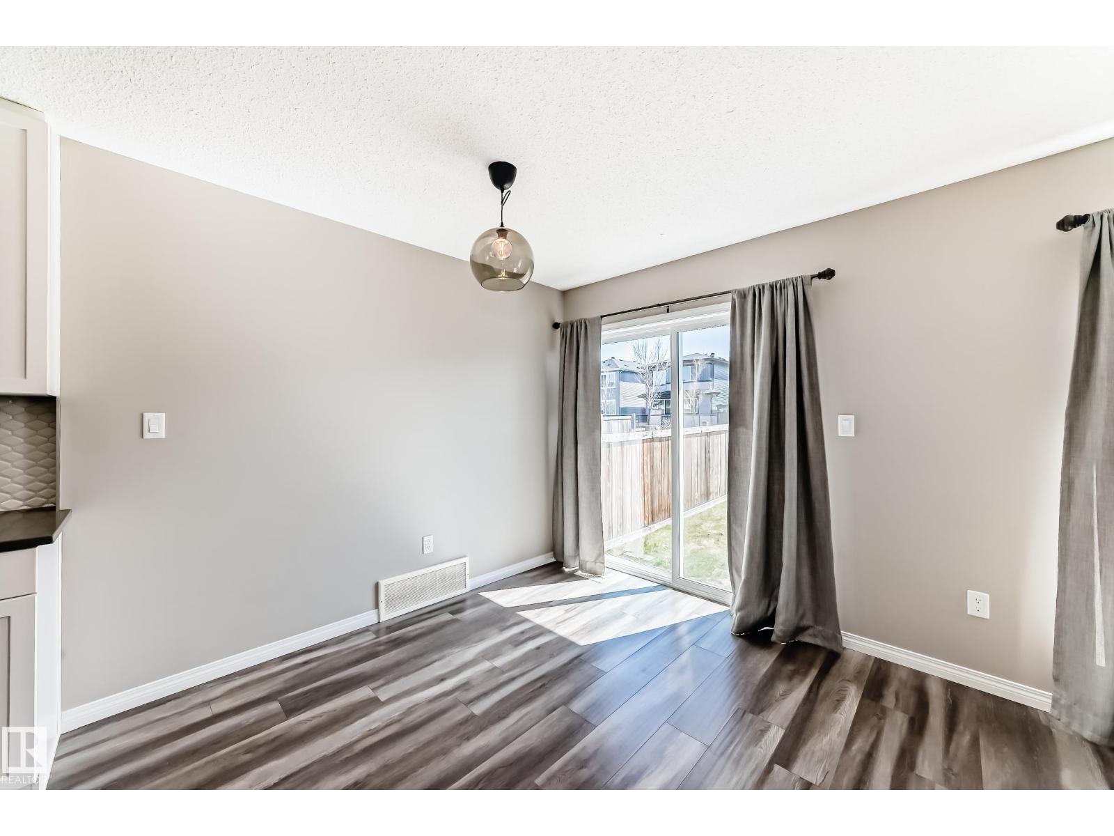 Unknown Address, ,     - Photo 14 - E4485184
