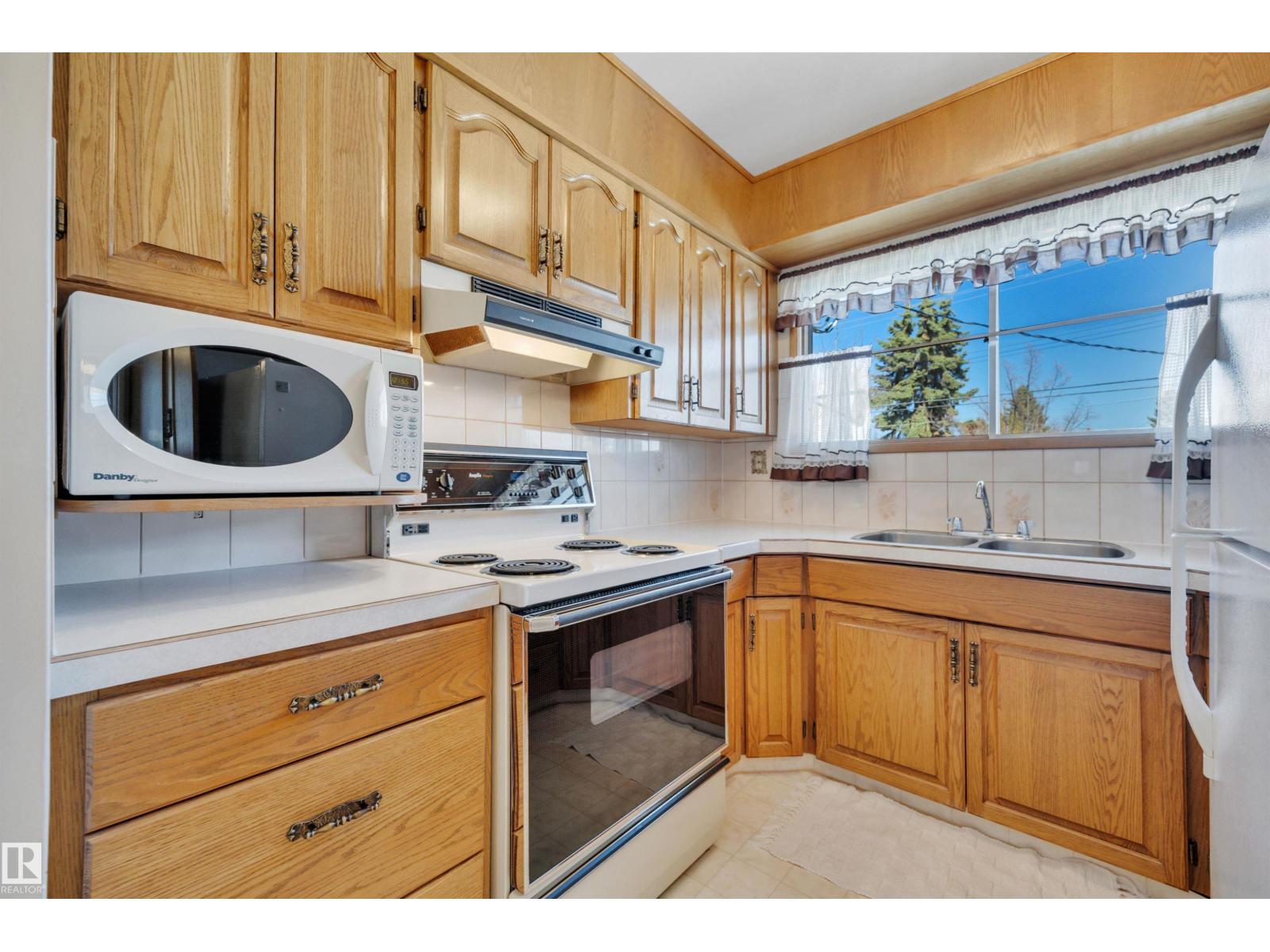 6208 94a Av Nw, Edmonton, Alberta  T6B 0Y8 - Photo 15 - E4485187