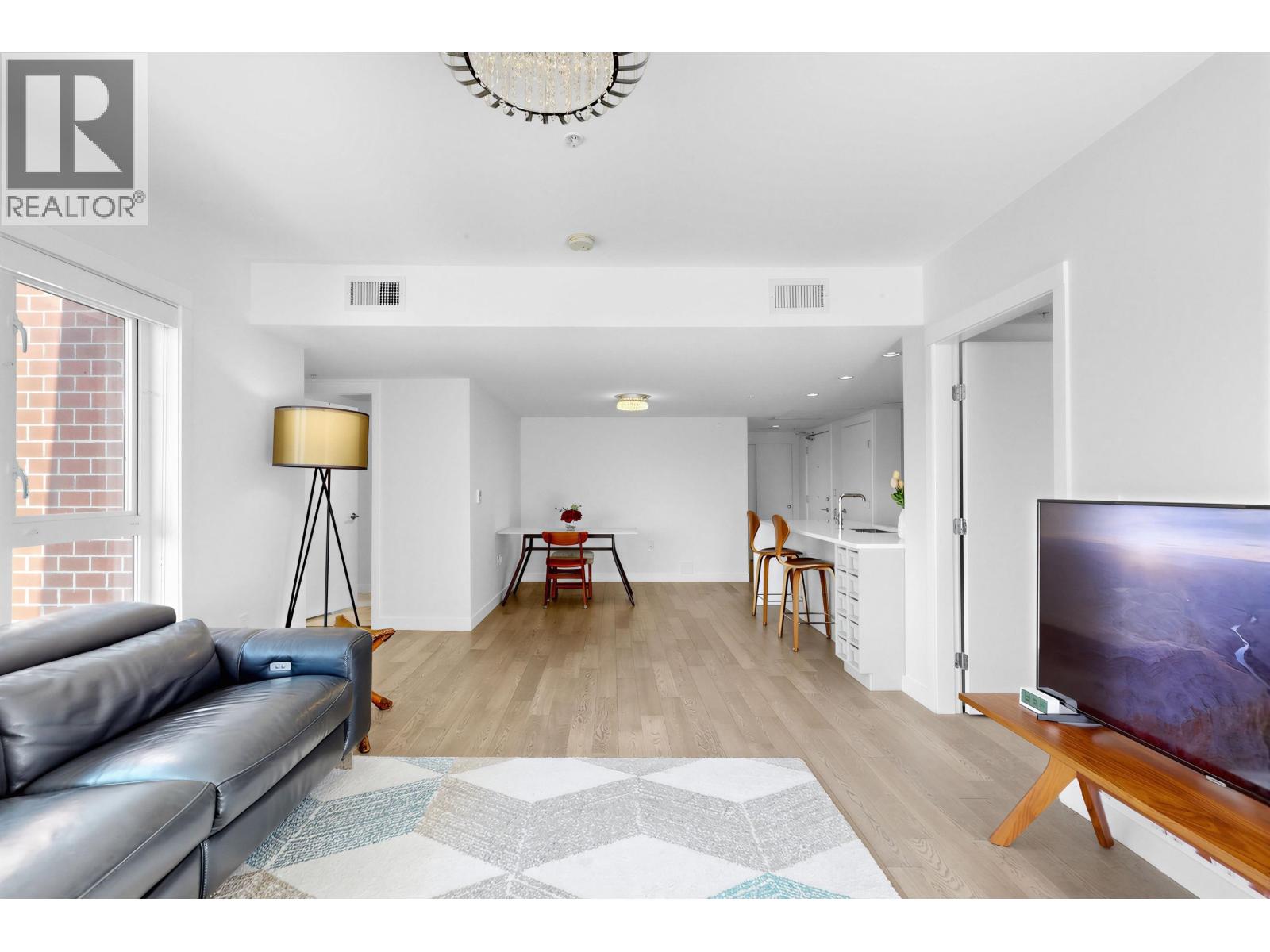 304 7828 Granville Street, Vancouver, British Columbia  V6P 4Z2 - Photo 10 - R3115901