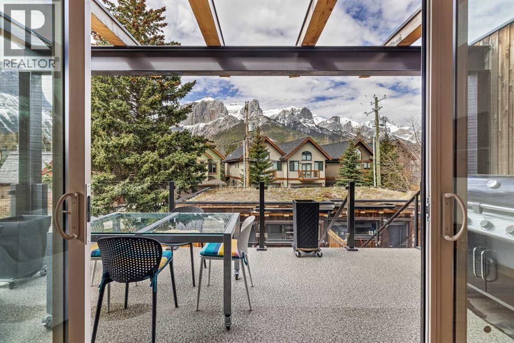 700 8 Avenue, Canmore, Alberta  T1W 2E3 - Photo 24 - A2305233