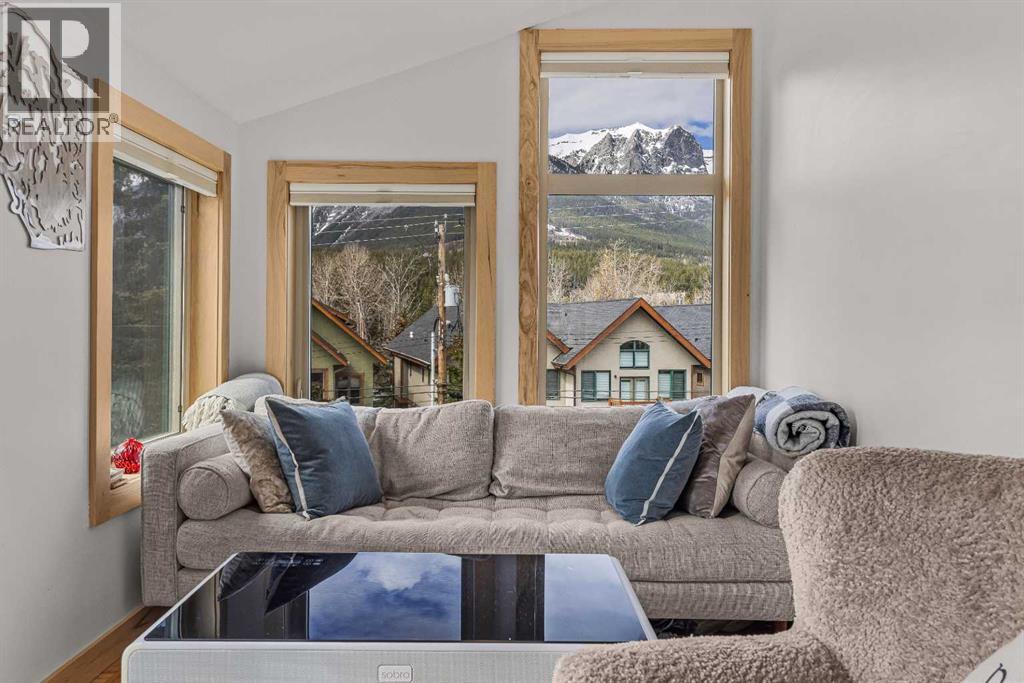700 8 Avenue, Canmore, Alberta  T1W 2E3 - Photo 29 - A2305233