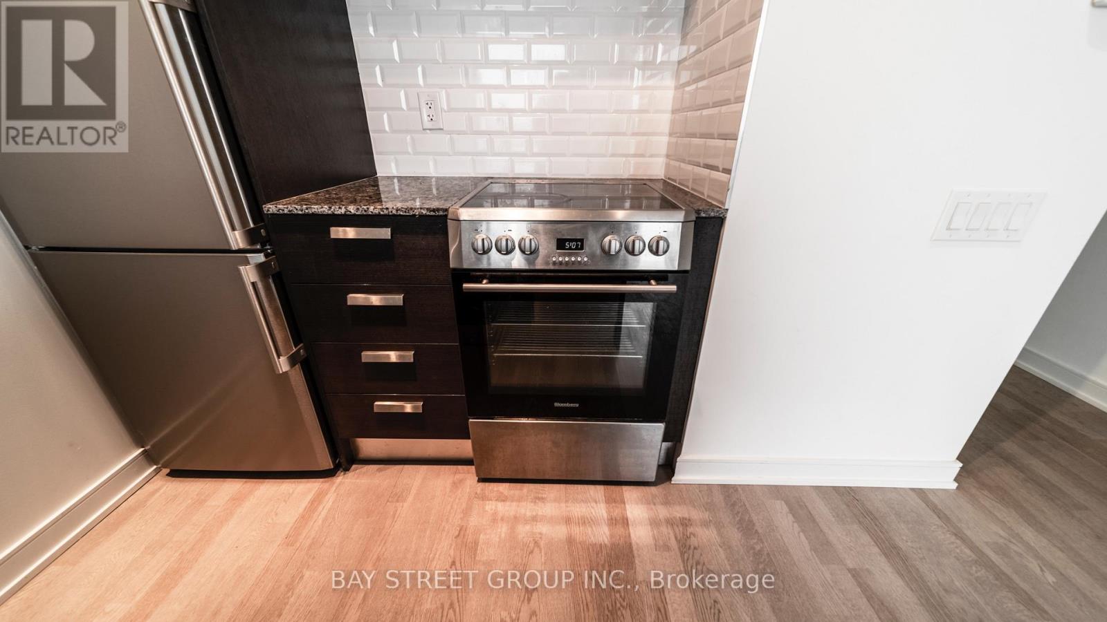 716 - 57 St Joseph Street, Toronto, Ontario  M5S 0C5 - Photo 16 - C13069540