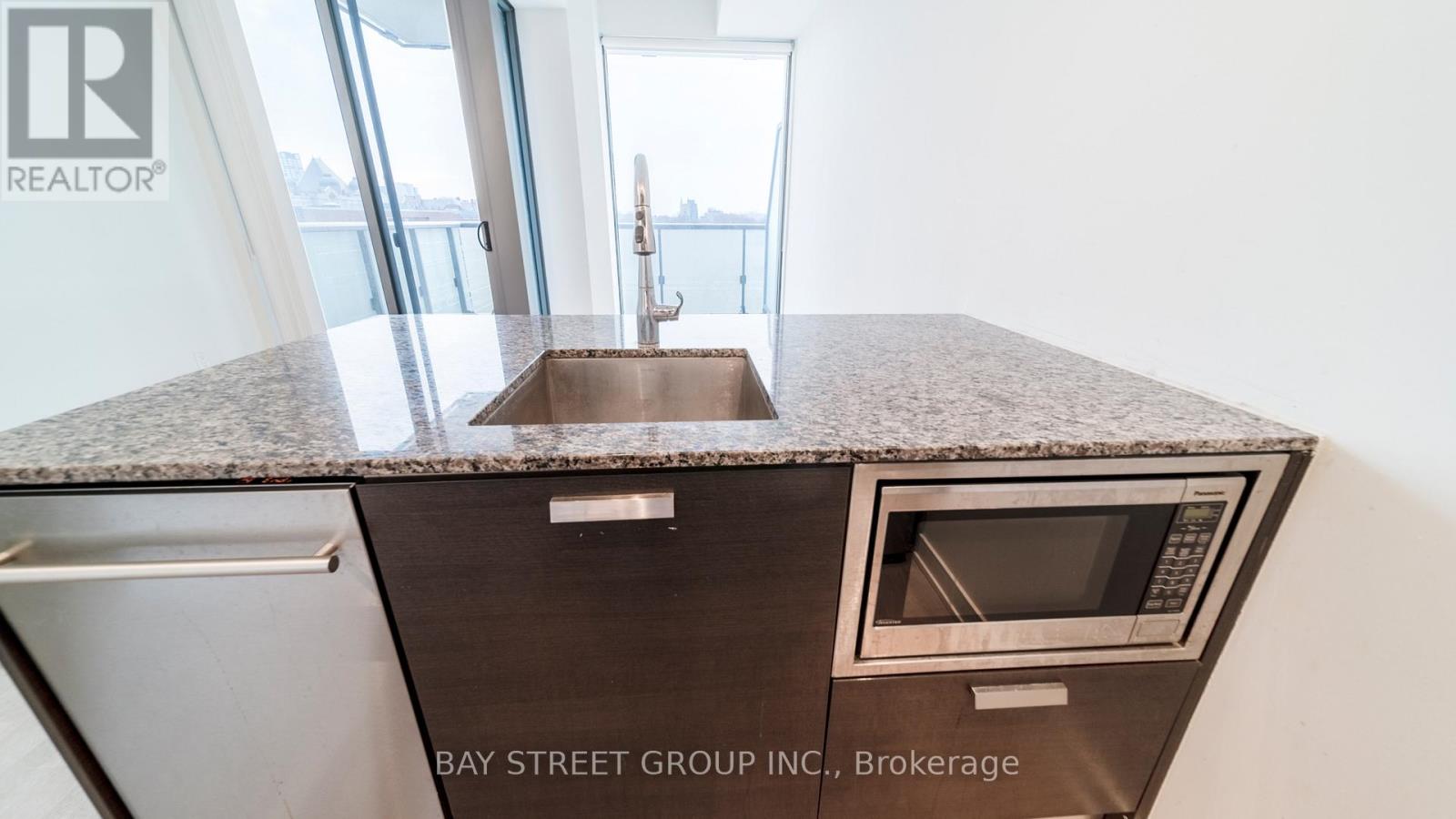 716 - 57 St Joseph Street, Toronto, Ontario  M5S 0C5 - Photo 17 - C13069540