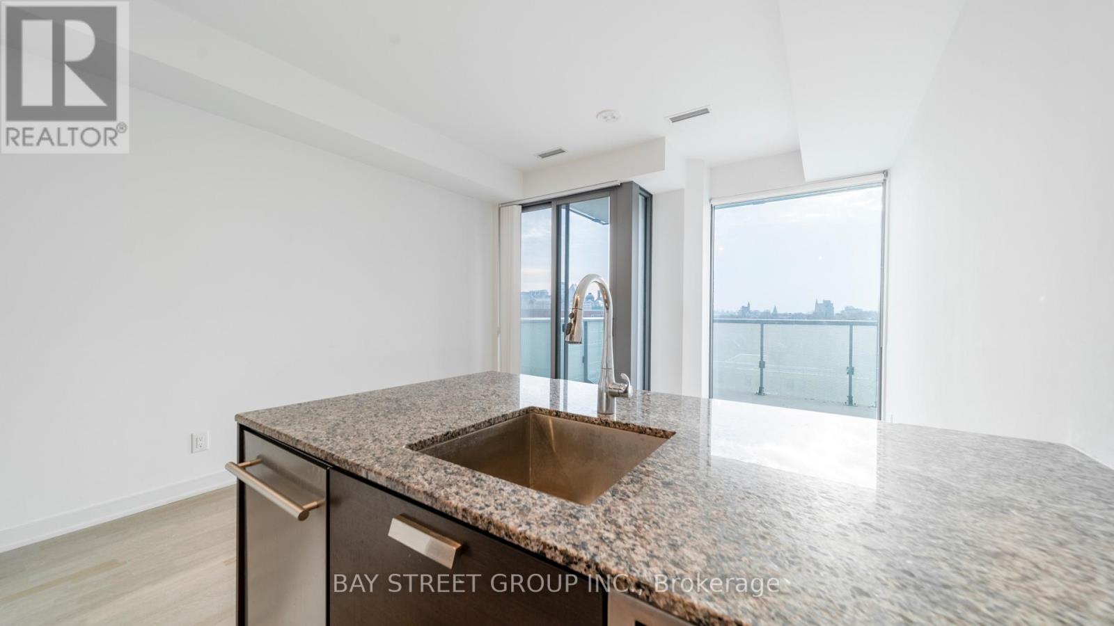 716 - 57 St Joseph Street, Toronto, Ontario  M5S 0C5 - Photo 7 - C13069540