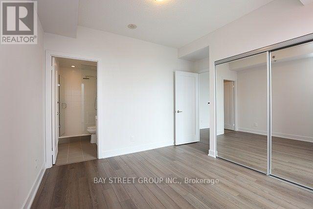 3701 - 318 Richmond Street W, Toronto, Ontario  M5V 0B4 - Photo 11 - C13069588