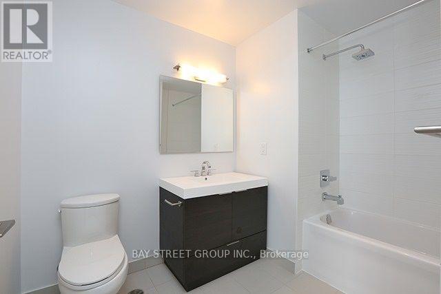 3701 - 318 Richmond Street W, Toronto, Ontario  M5V 0B4 - Photo 14 - C13069588