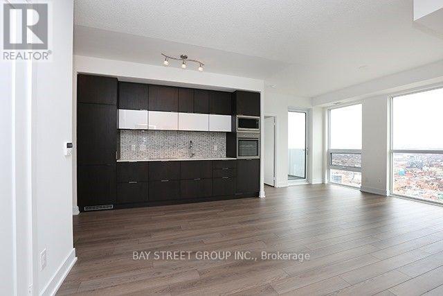 3701 - 318 Richmond Street W, Toronto, Ontario  M5V 0B4 - Photo 6 - C13069588